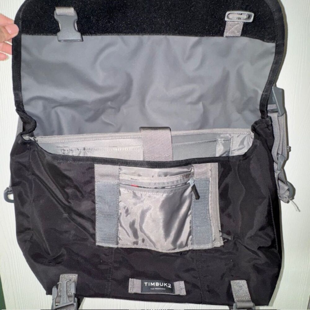 Timbuk2 San Francisco Messenger Bag - Picture 5 of 9